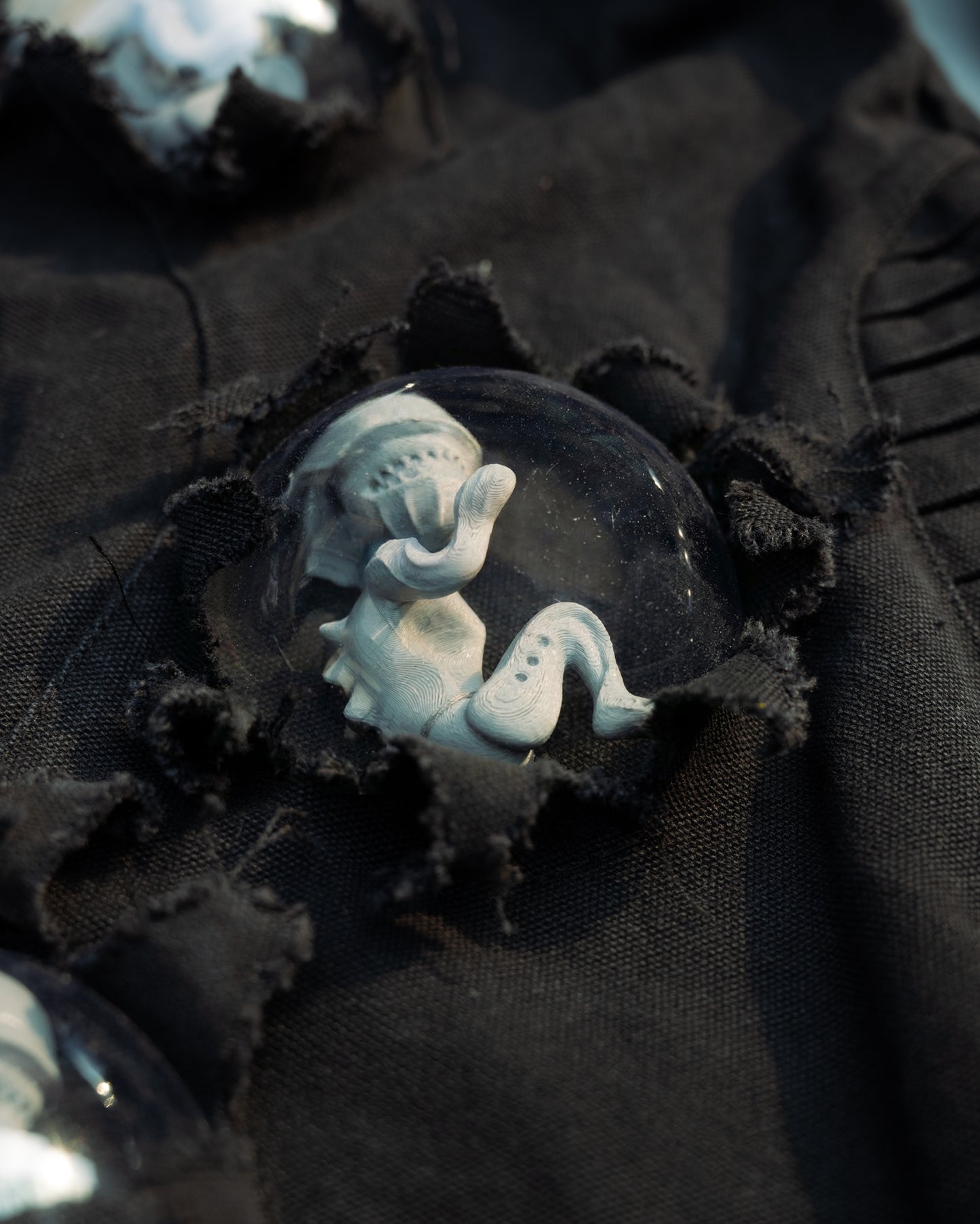 Alien Embryos - 36 Waist