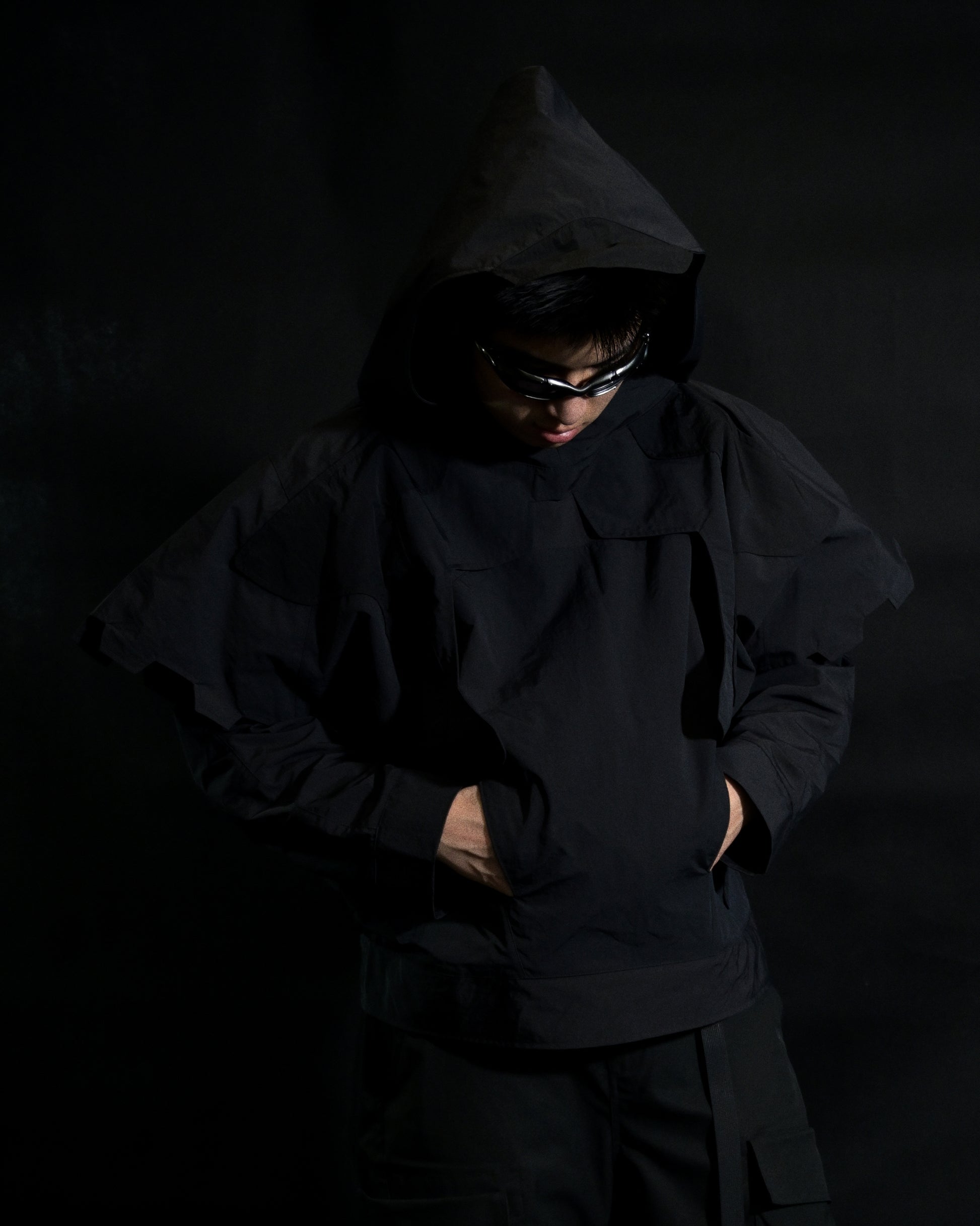 black battle mech robot futuristic jacket, front model view