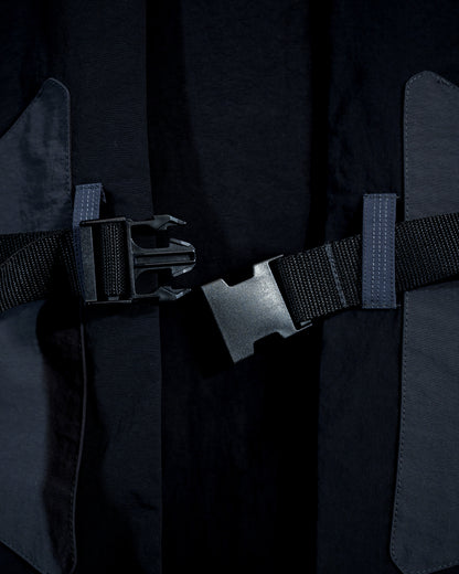 black dystopian post apocalyptic windbreaker vest, buckle shot