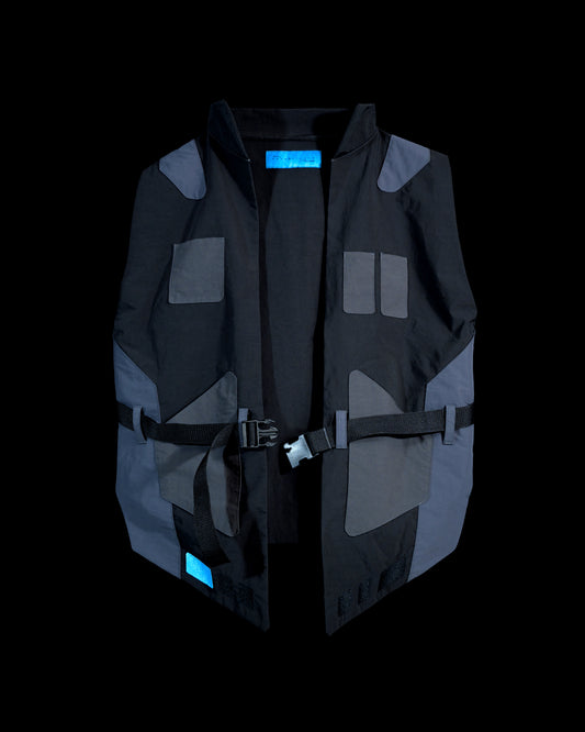 black dystopian post apocalyptic windbreaker vest, front view