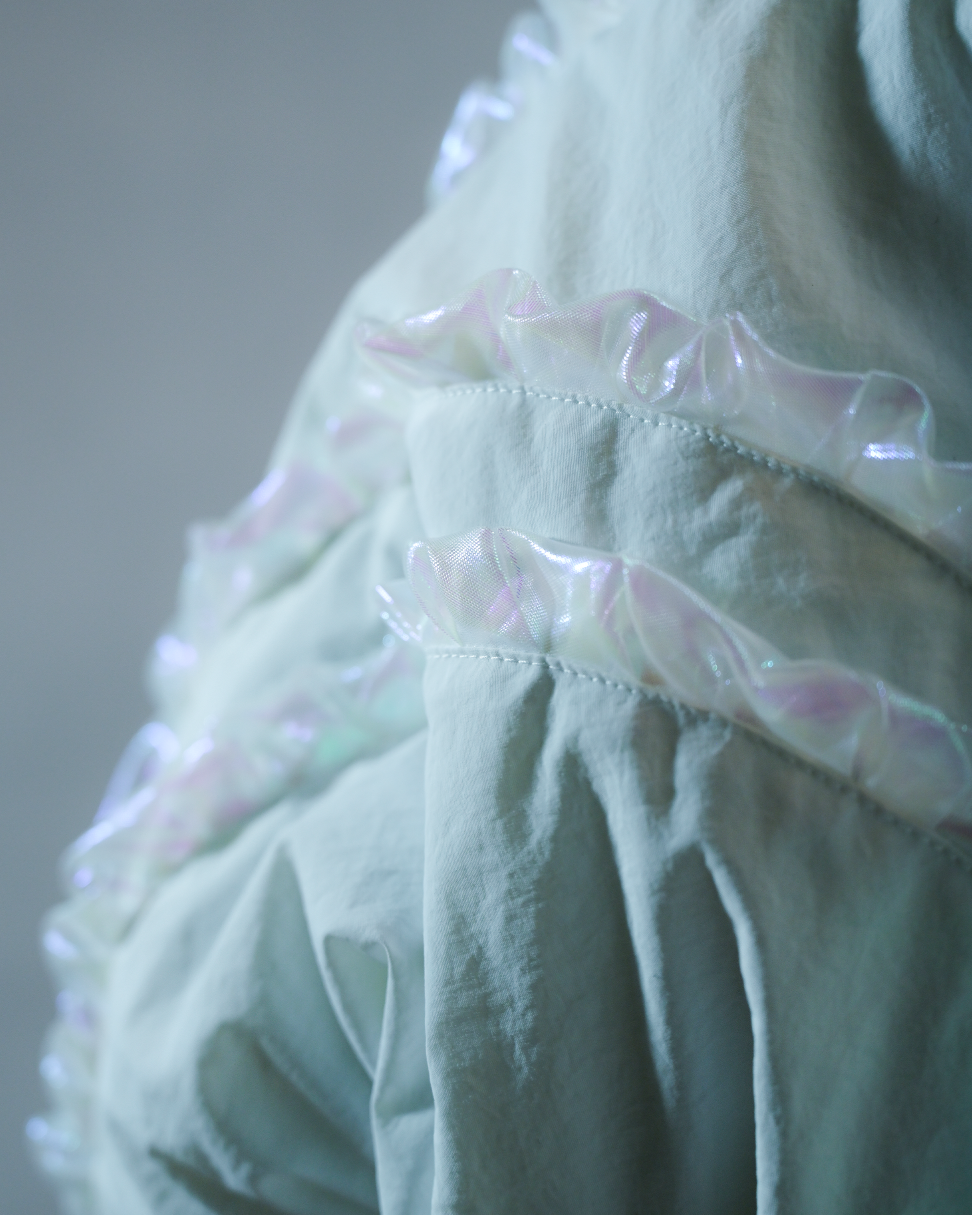 lunar pearl white women's cropped puffer jacket, detail