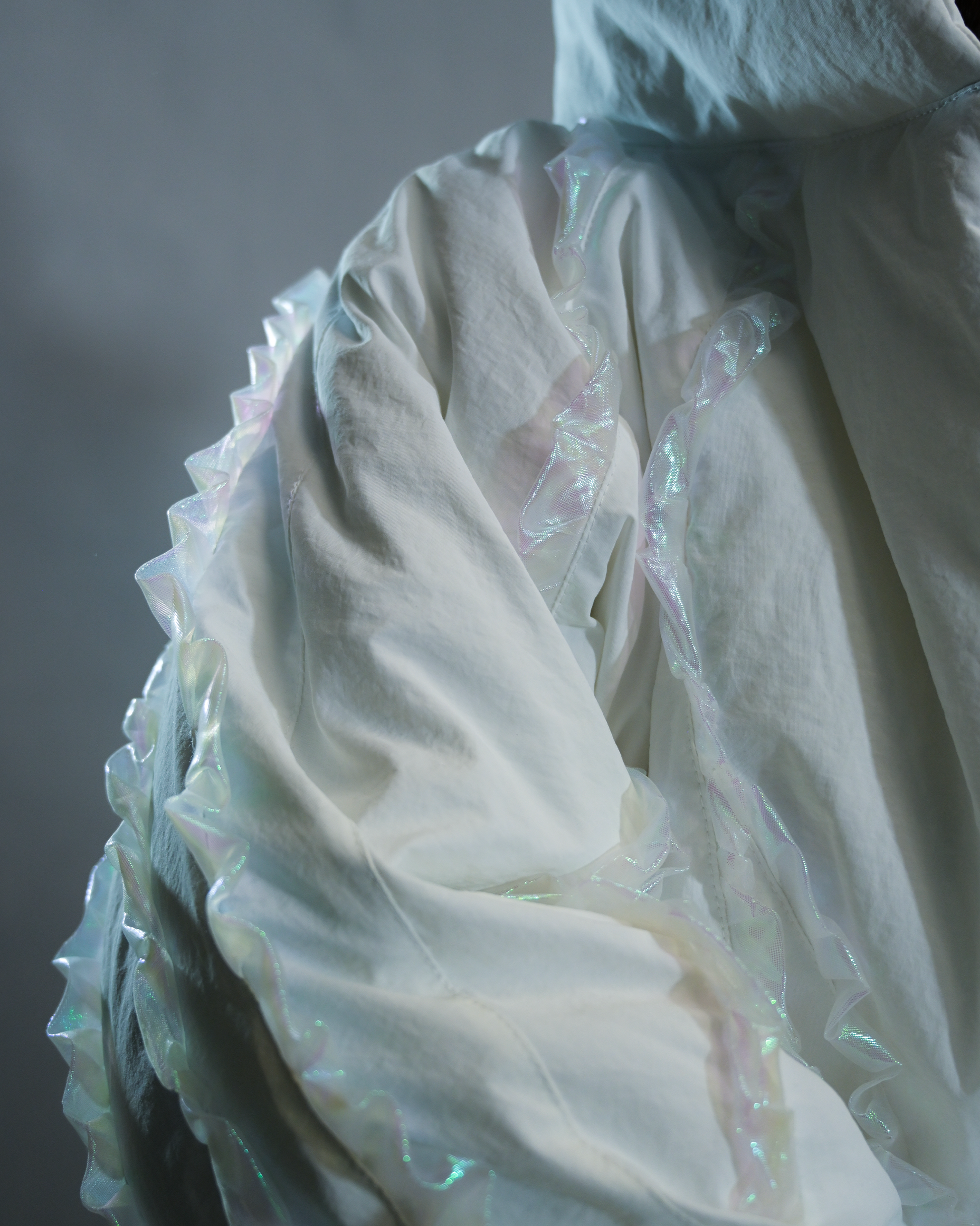 lunar pearl white women's cropped puffer jacket, stitching detail
