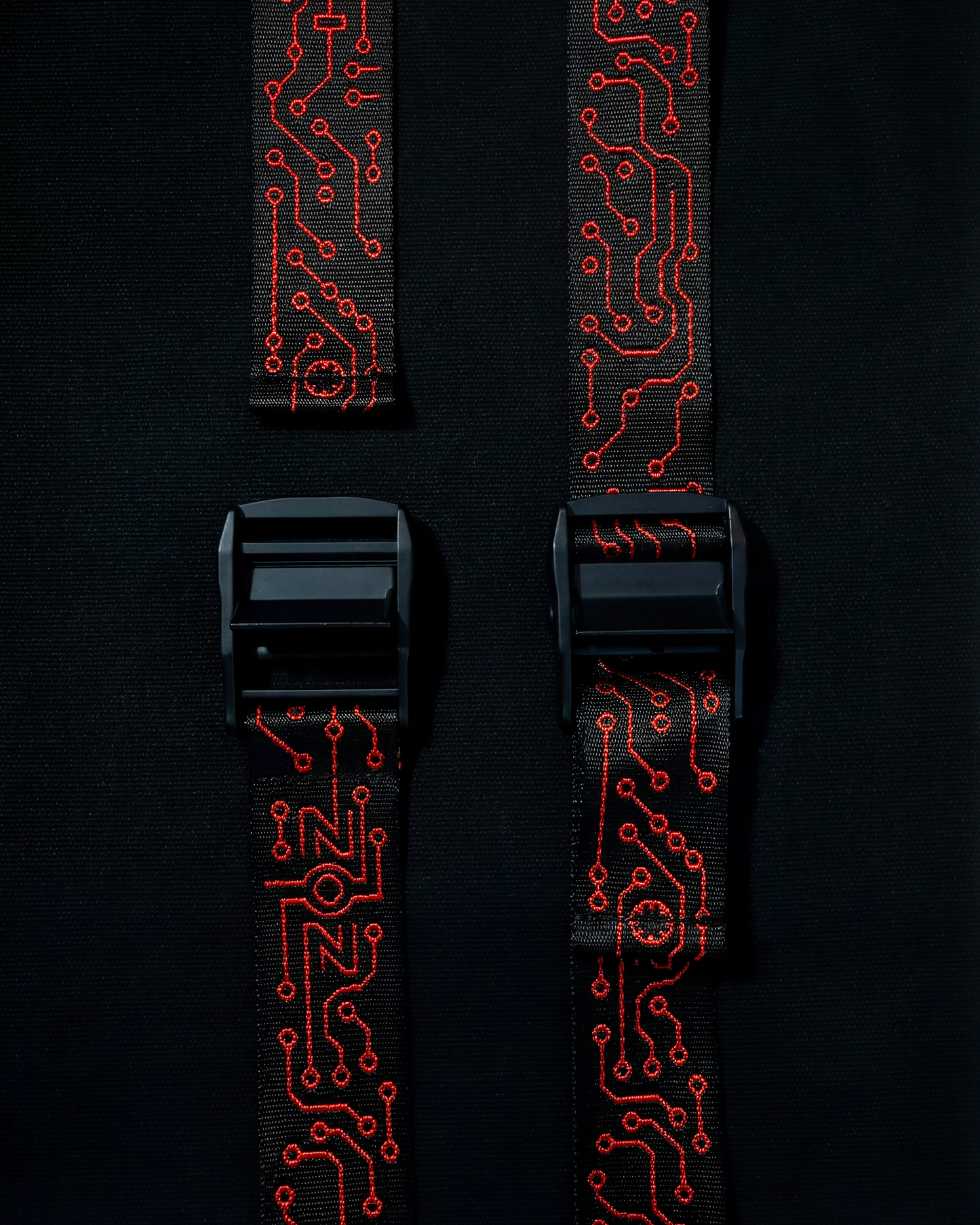 RED GRID BELT