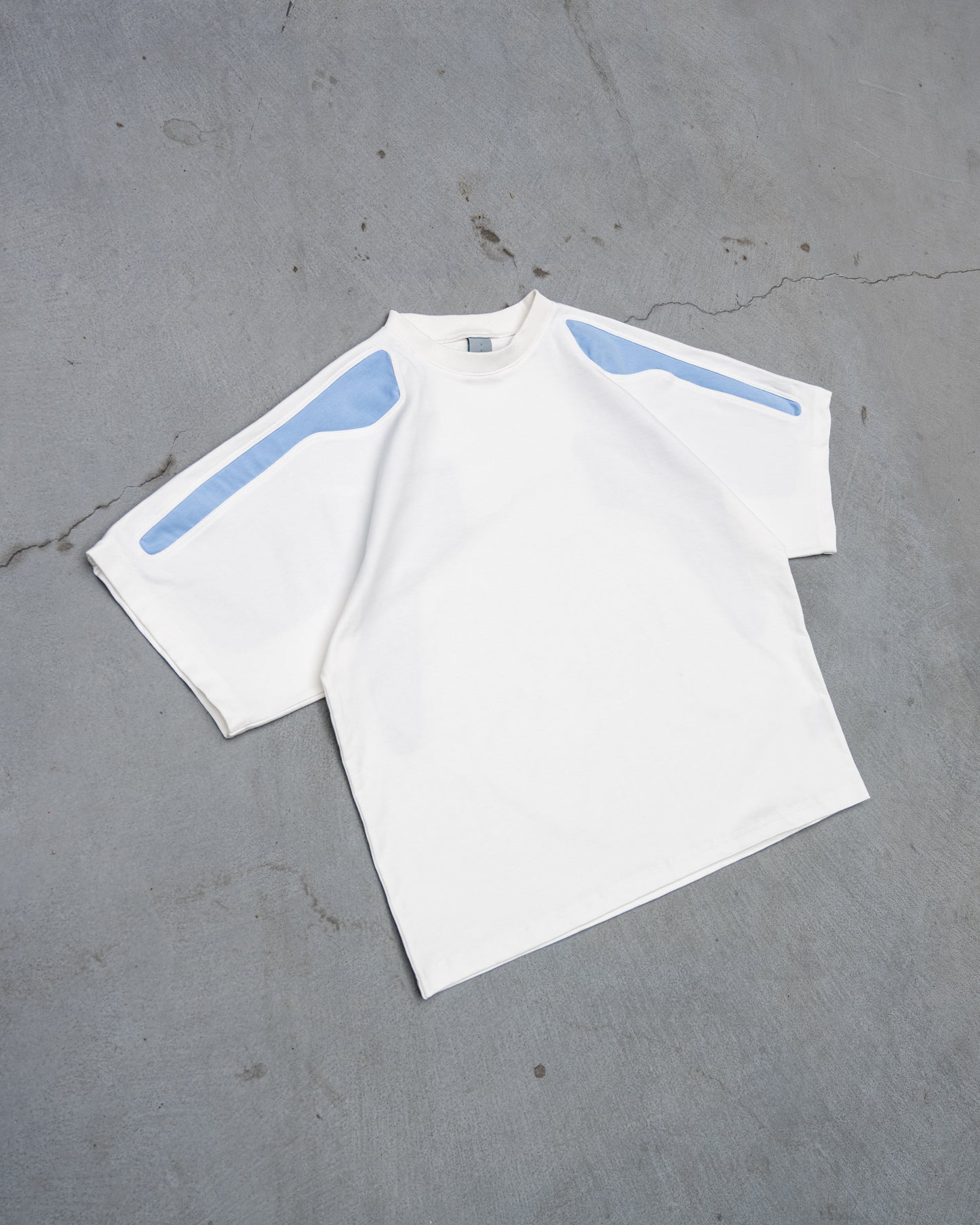 Apex 'White' - Large